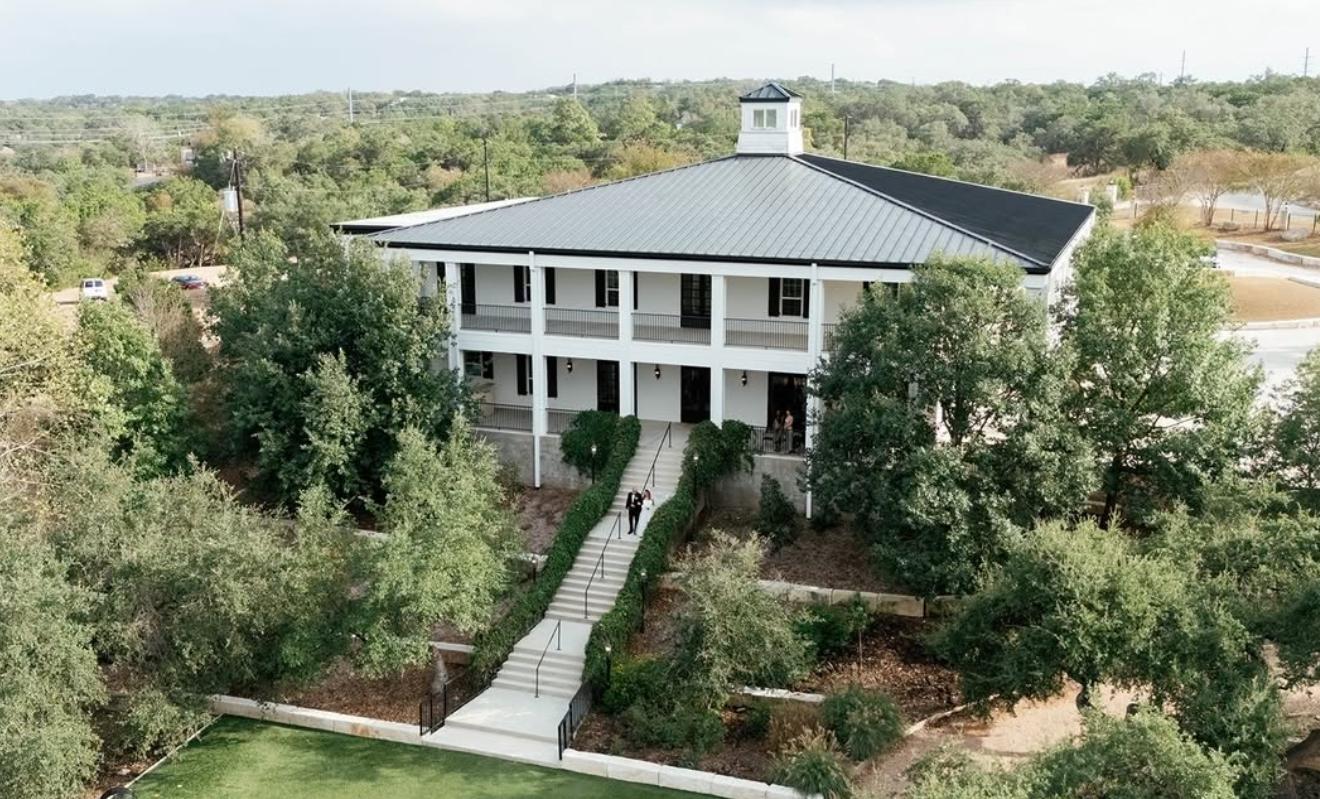 The Wedding Website of Bianca Magallanes and Malik Gibson