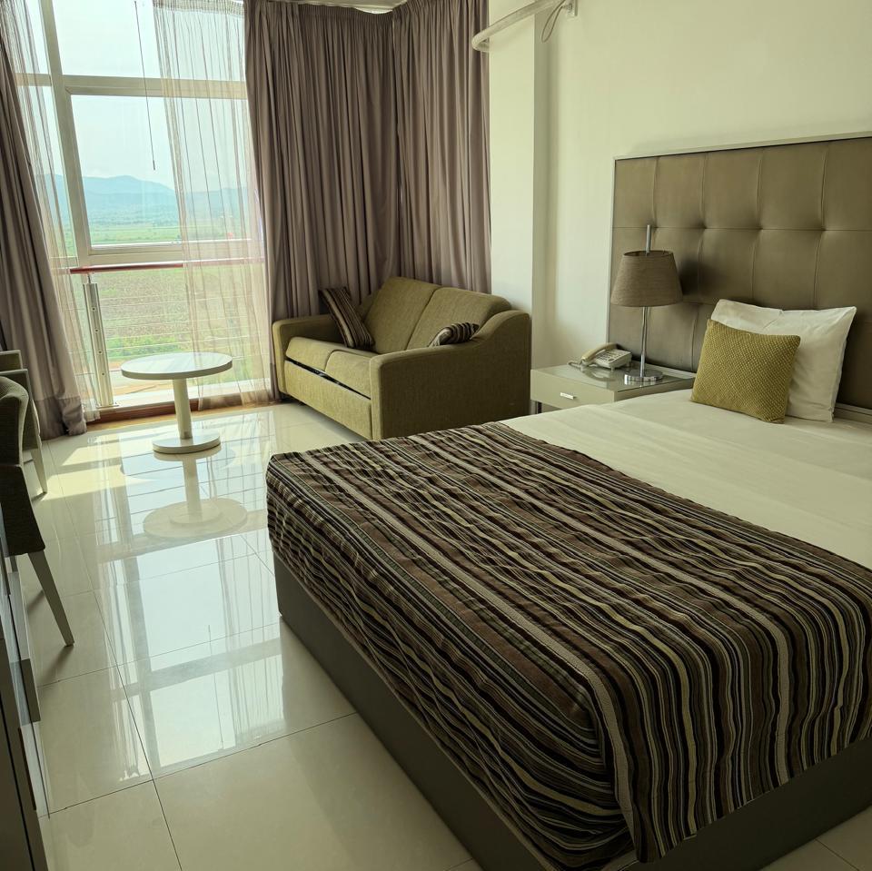 Hotel Emirais
