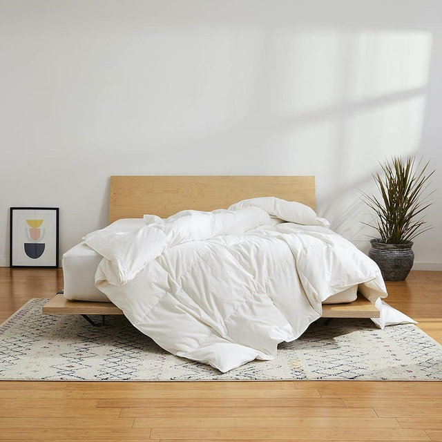 Brooklinen All Season Luxury Down Comforter, 100% Natural Canadian Duck Down Duvet Insert – 700 Fill Power, 100% Cotton Sateen Shell, Baffle Box Construction, Twin Size Comforter | Best Comforter