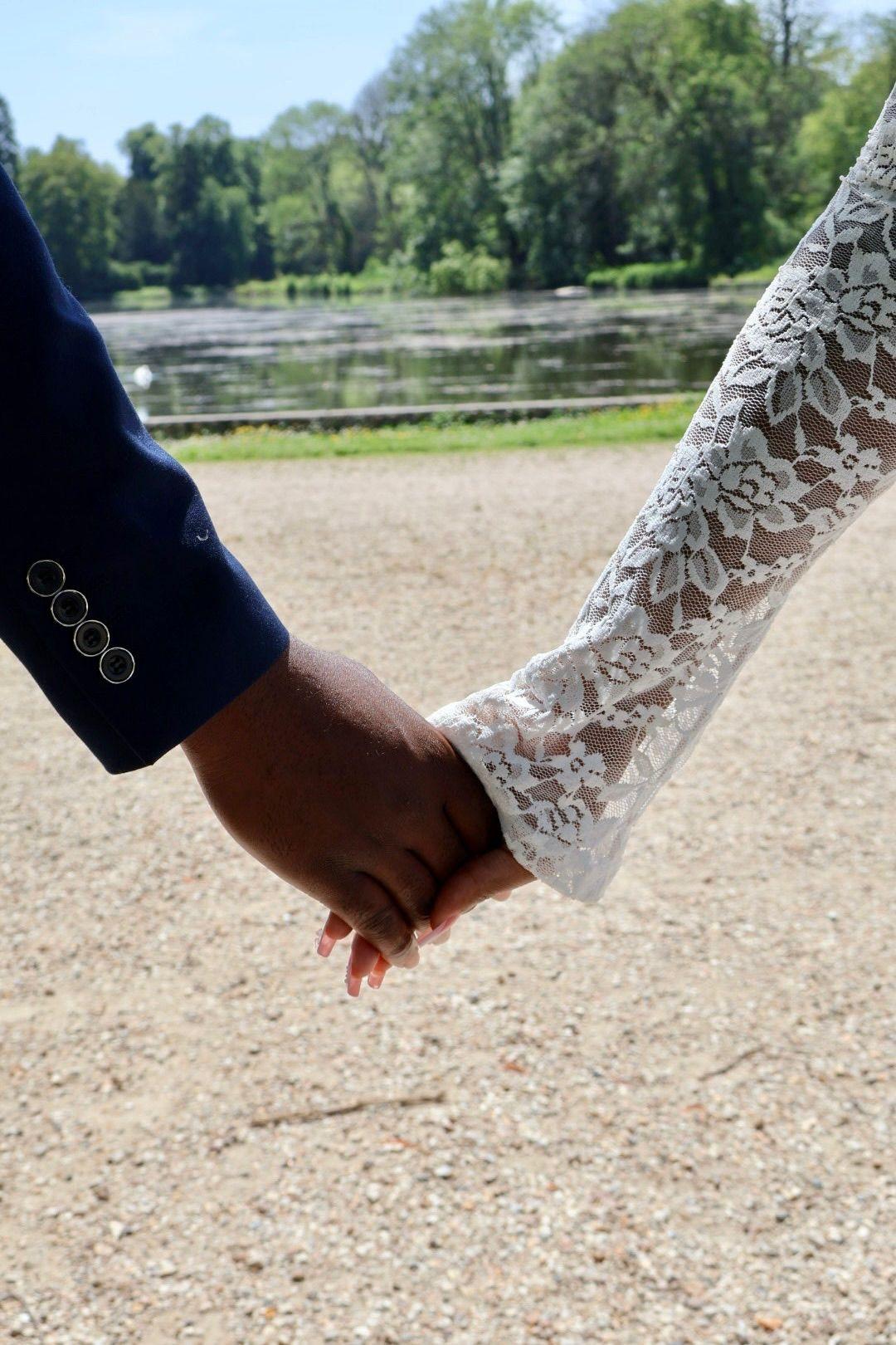 The Wedding Website of Lesline JEAN-LOUIS and Ronnie GUERVIL