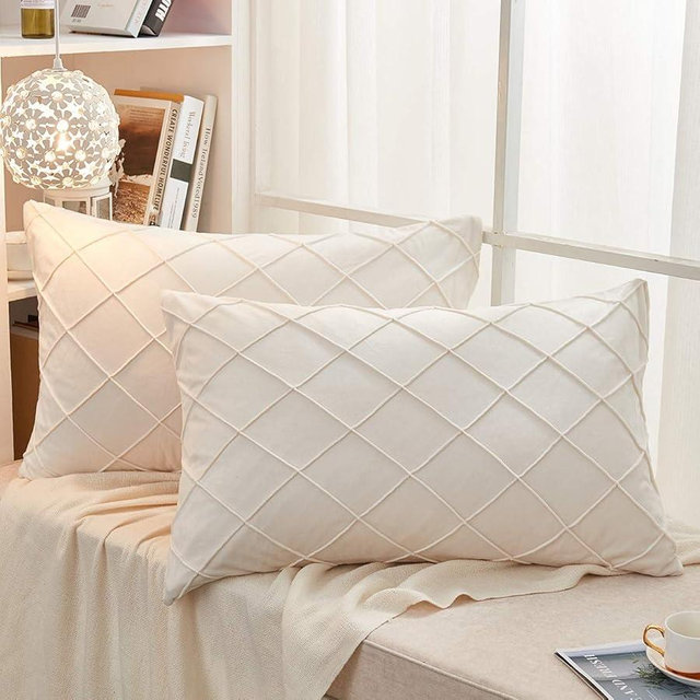 JAUXIO Diamond Pinch Pleated Crystal Velvet Pillowcases 2 Pack Solid Pintuck Throw Cushion Cover for Home Decor Hidden Zipper Closure (Cream, King)
