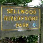 Sellwood Riverfront Park