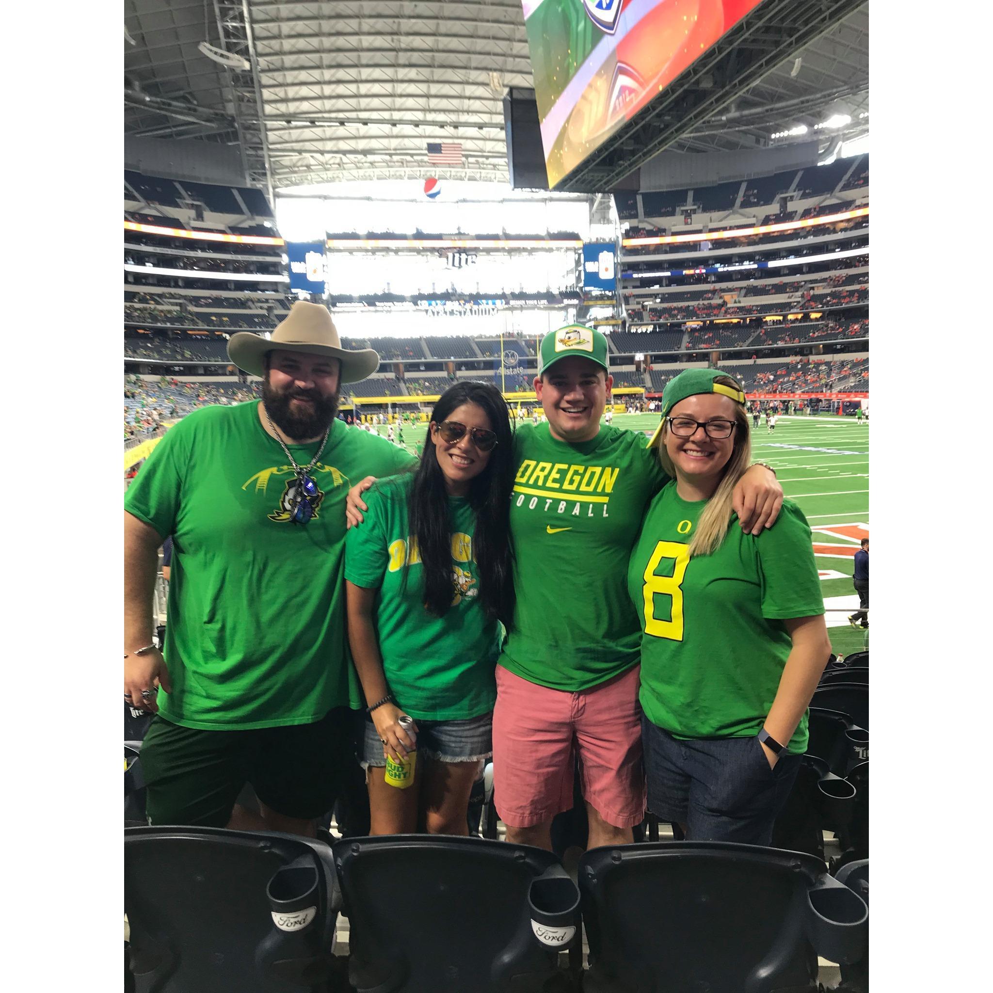 SCOOOOOOOO DUCKS IN DALLAS VS. AUBURN! Daniela and Aussie made fantastic adopted Duck fans.