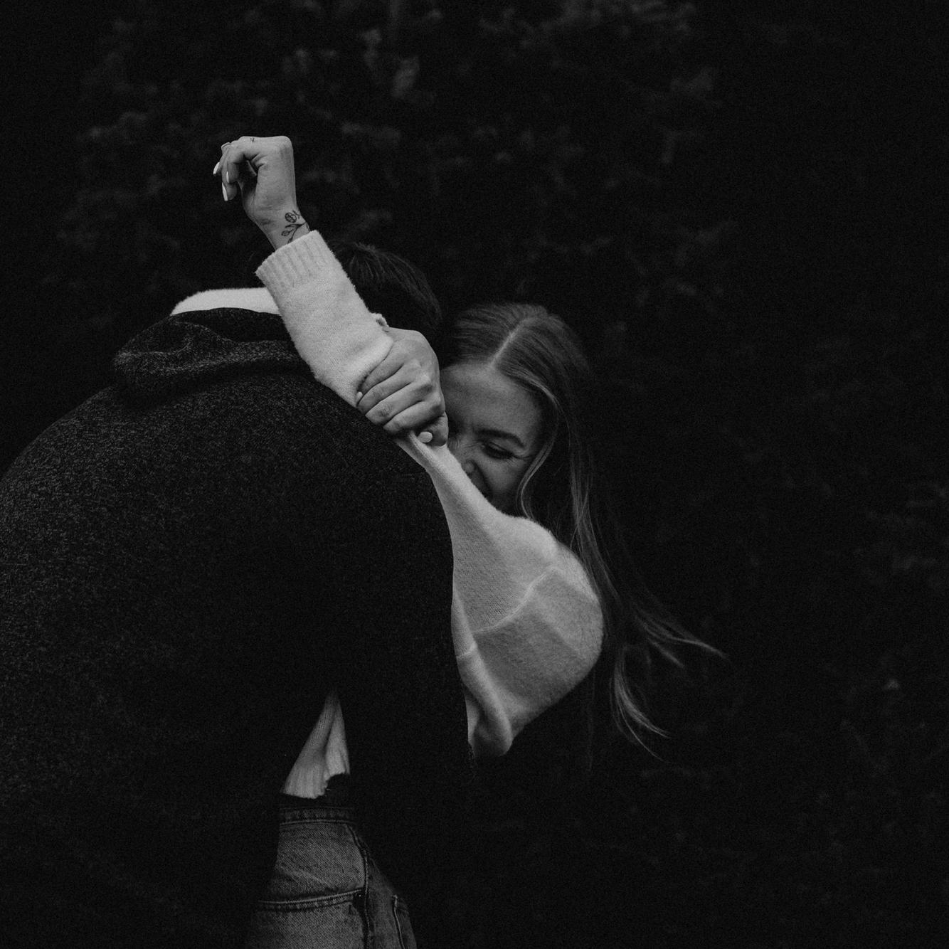 Jacob- “your hair smells good😂”