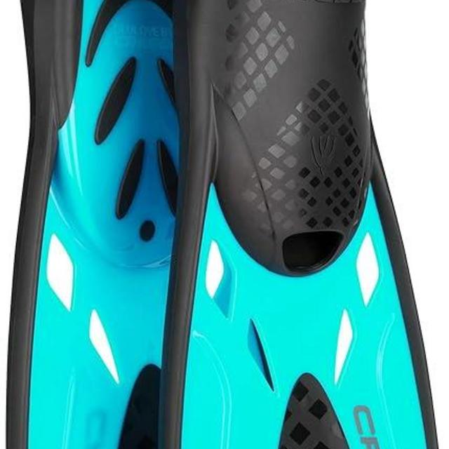 Cressi Adult Adjustable Snorkeling Fins with Ultra Resistant Buckles, Very Light, Ideal for Traveling - Tonga: Designed in Italy