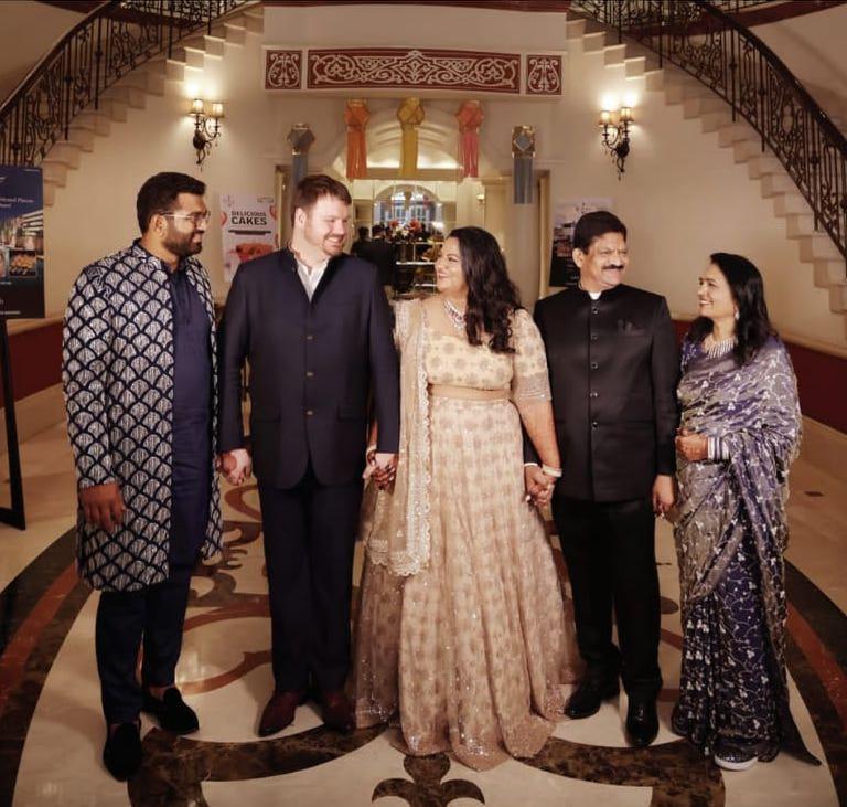 The Wedding Website of Samruddhi Kolhe and Alexander Ewend