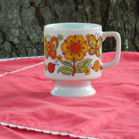 Retro Floral Japan Mug