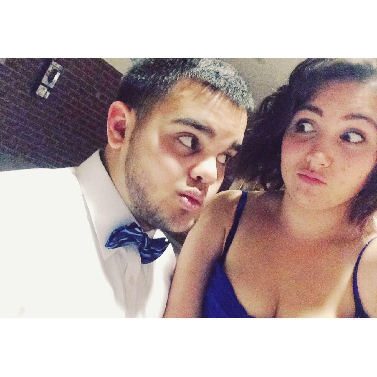 Semi formal (2016)