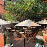 Lindey's