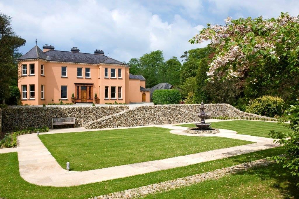 The Wedding Website of Alex Neil and Kennedy Davis