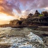Tanah Lot: The Sea Temple / Le Temple sur la Mer