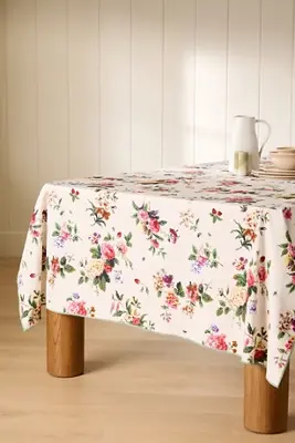 Camille Tablecloth