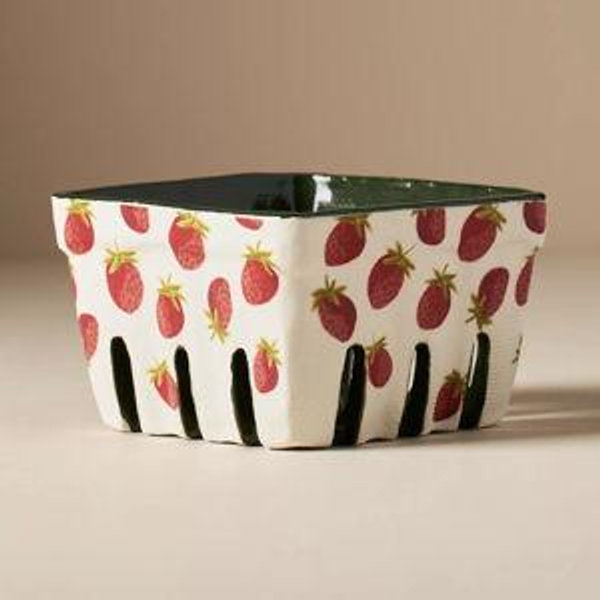 Fruta Stoneware Berry Basket - strawberry