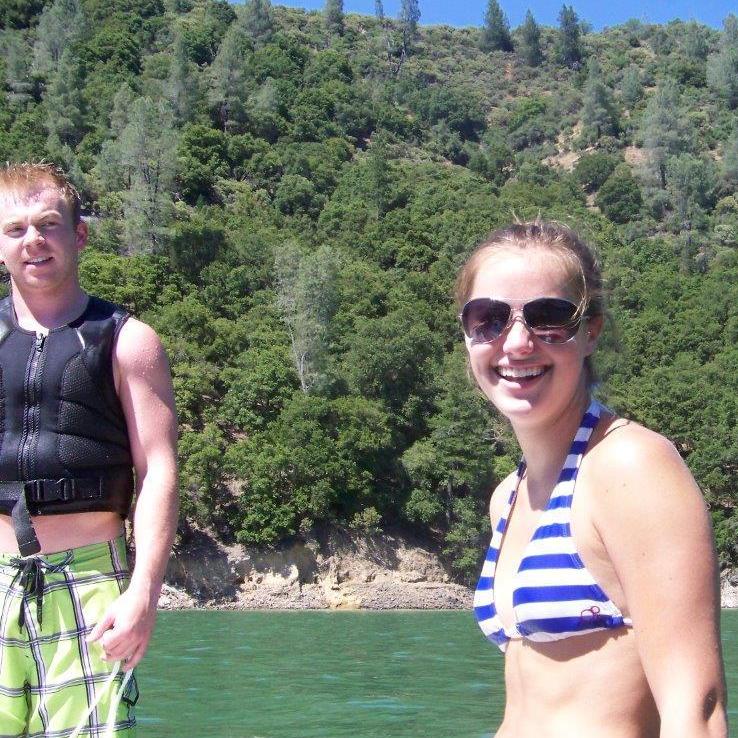 Molly accompanied the Bettencourt family to their family 2009 4th of July vacation to Shasta and Ryan couldn't keep his eyes to himself.