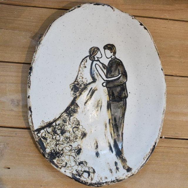 Etta B "The Vow Platter"