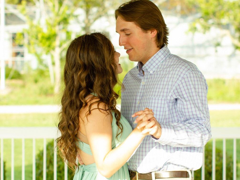 The Wedding Website of Victoria Speelman and Tré Raub