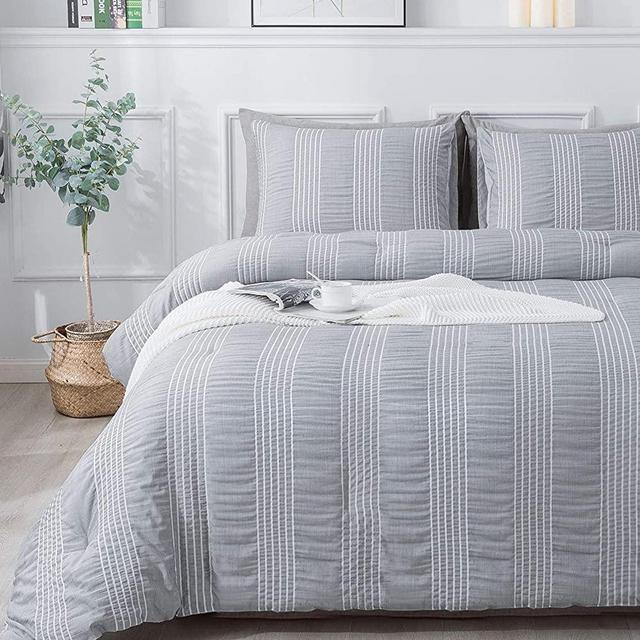 Andency Grey Seersucker Comforter Set Queen Size (90x90 Inch), 3 Pieces (1 Striped Comforter, 2 Pillowcases) Microfiber Down Alternative Bedding Comforter Sets