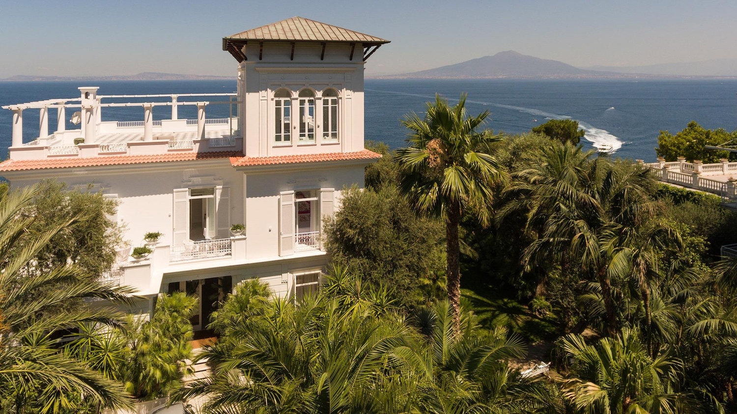 The Wedding Website of Alexia Nolette and Raymond Bering