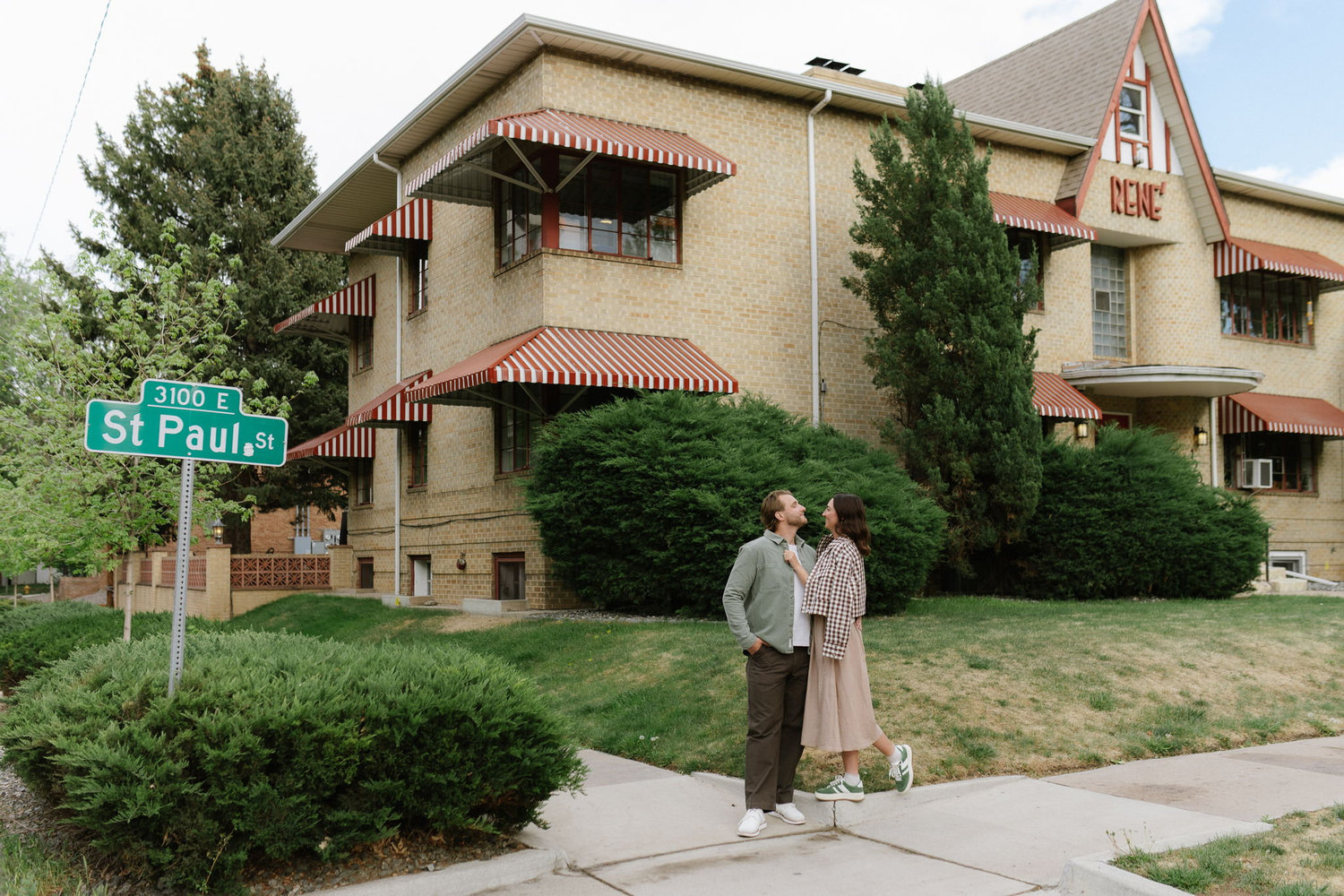 The Wedding Website of Taylor Bond and Danny Krueger