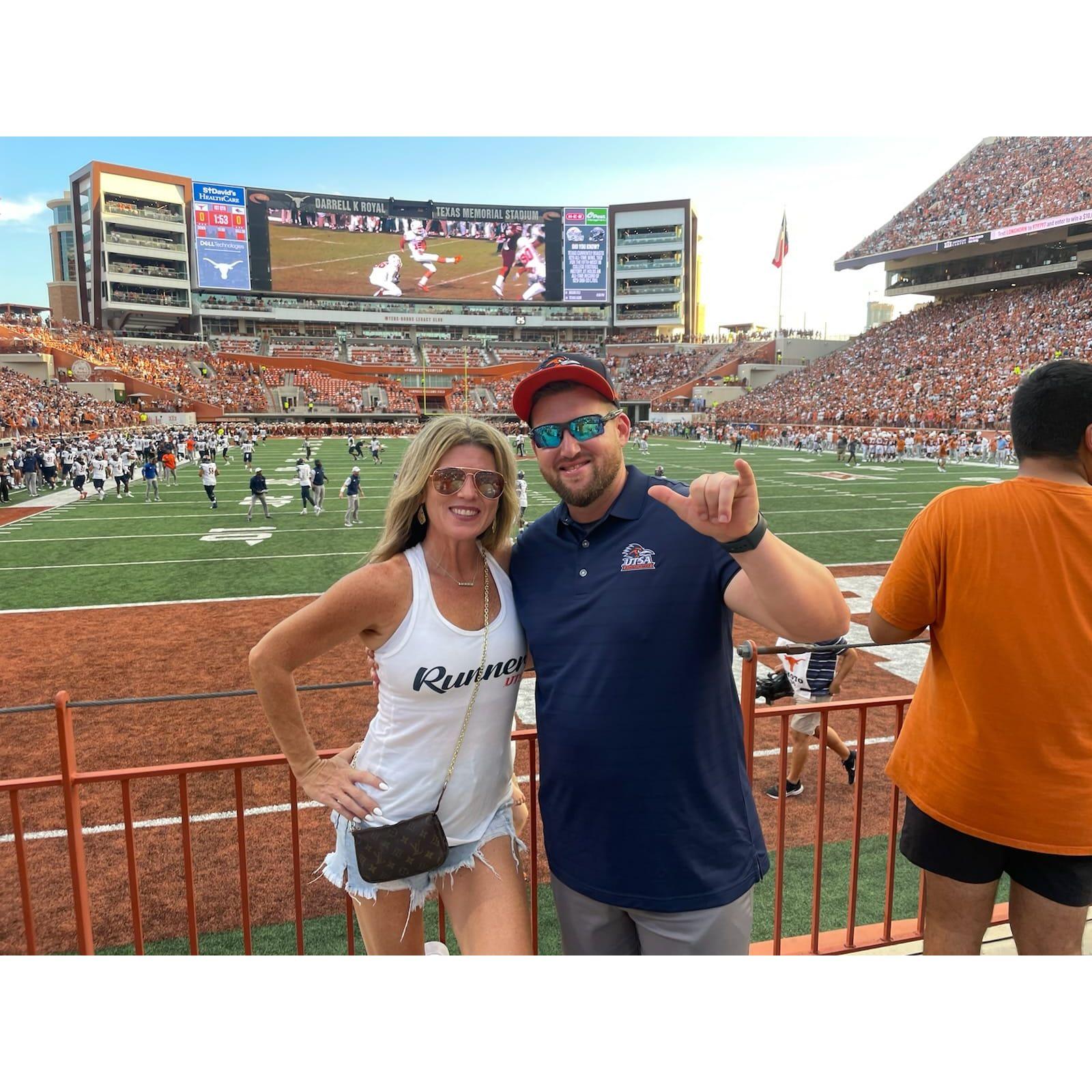 UT/UTSA game in Austin proposal weekend 2022.