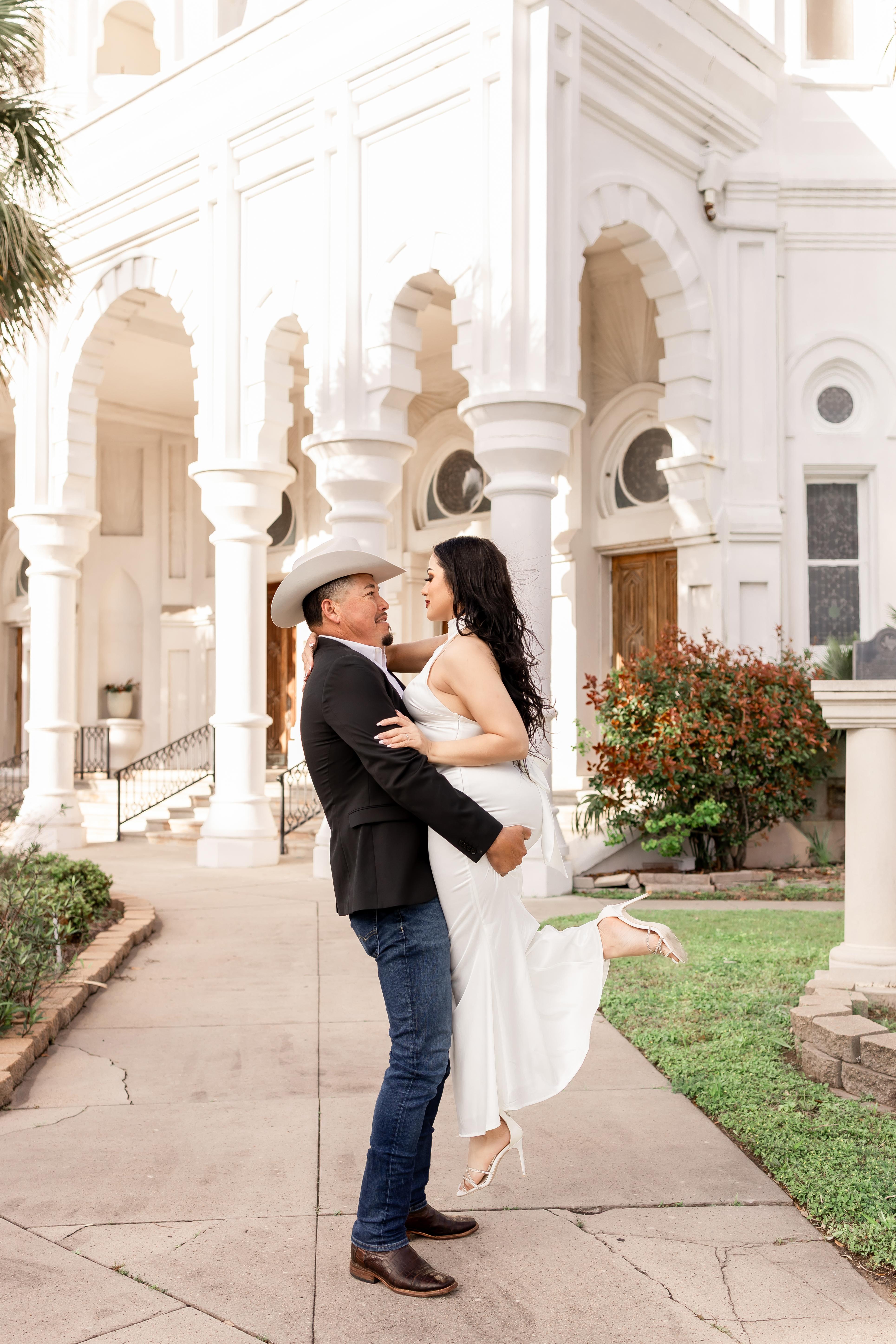 The Wedding Website of Margarita Alfaro and Edgar Rivera