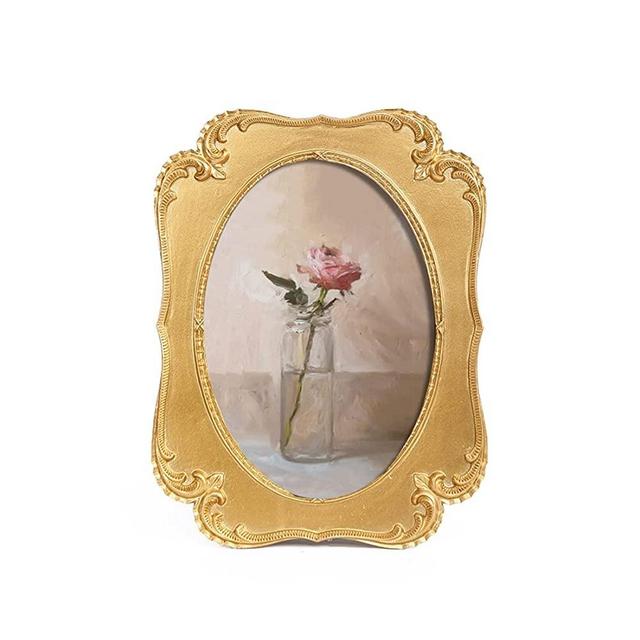 SIKOO Vintage 4x6 Gold Oval Picture Frame Antique Ornate Table Top and Wall Mounting Photo Frame with High Definition Glass Front for Home Decor, Retro Photo Gallery, Old-Fashioned Art, Gold