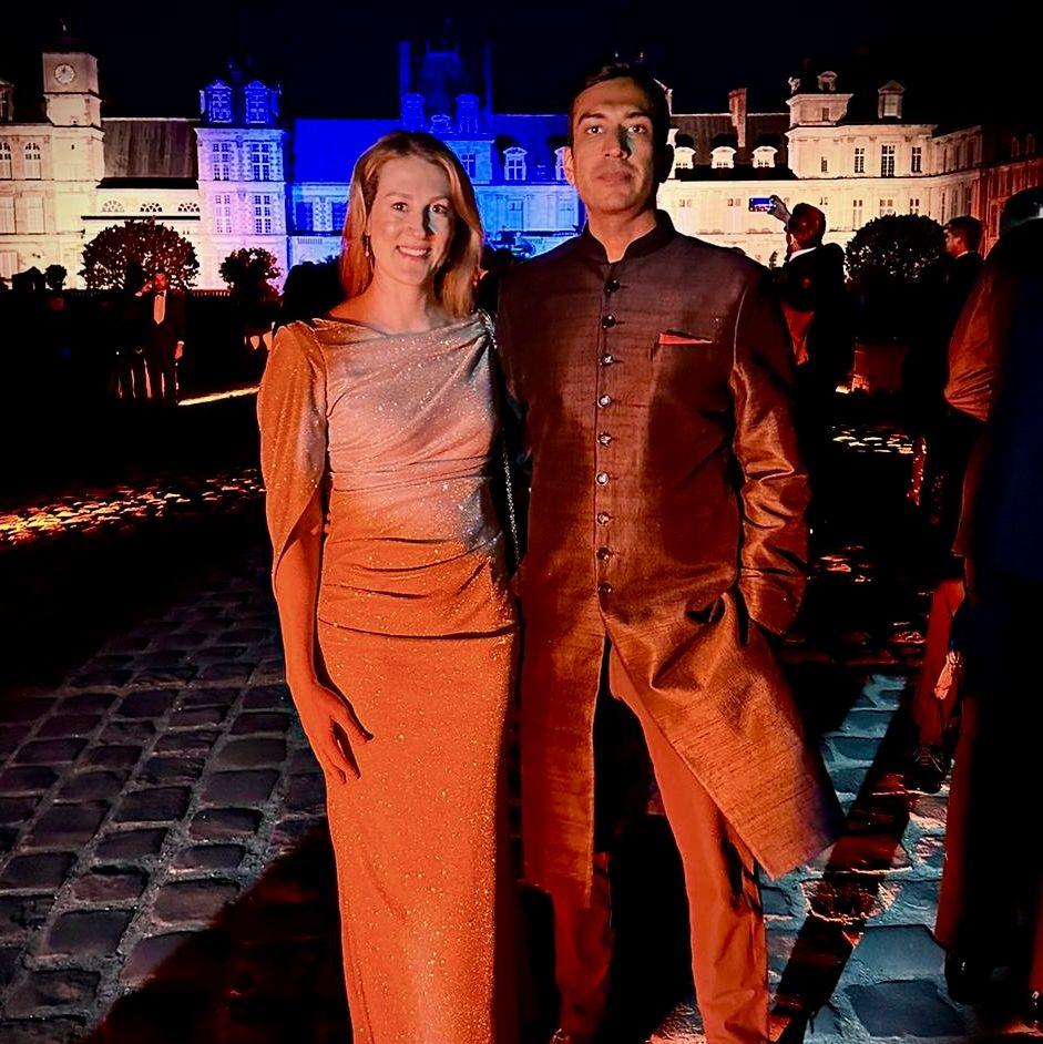 A royal evening at Napoleon's chateau in Fontainebleau, France celebrating Nitesh's 5-year business school reunion in full glam.
