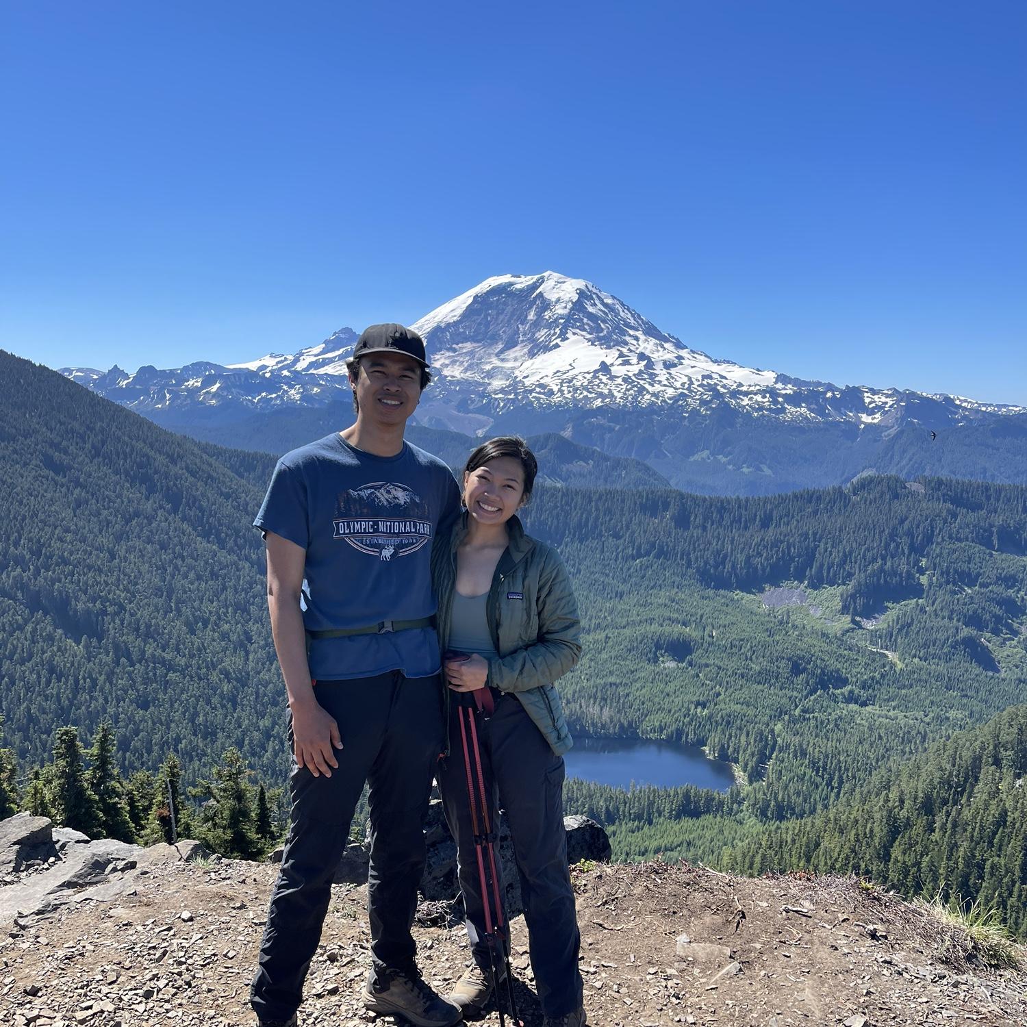 Janna and Mikhael get so happy when they see Mt. Rainer out!