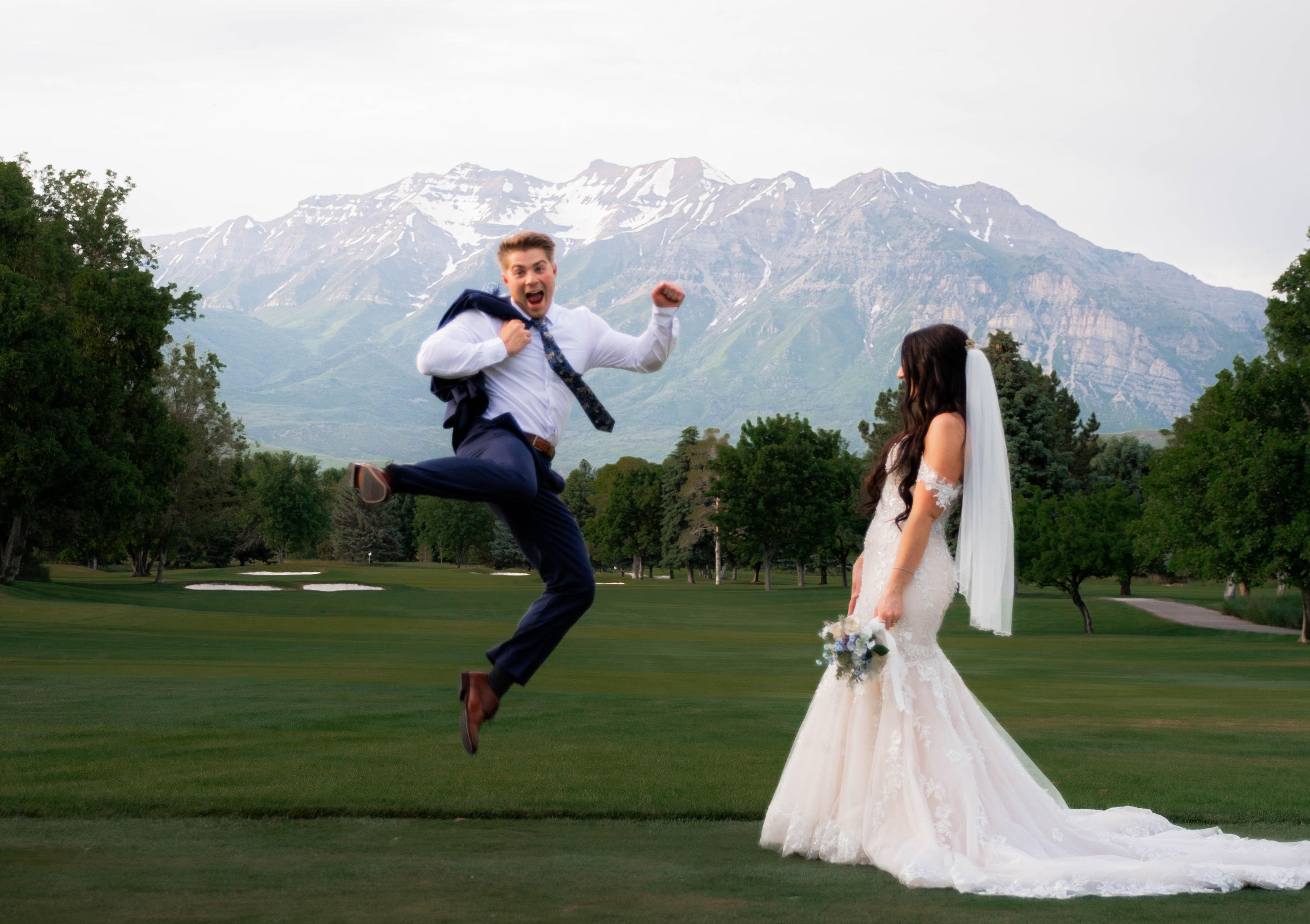 The Wedding Website of Anna Moody and David Emerson