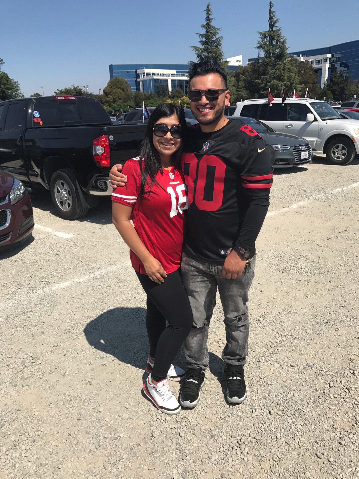 Our first Forty Niner game!🏈❤️💛