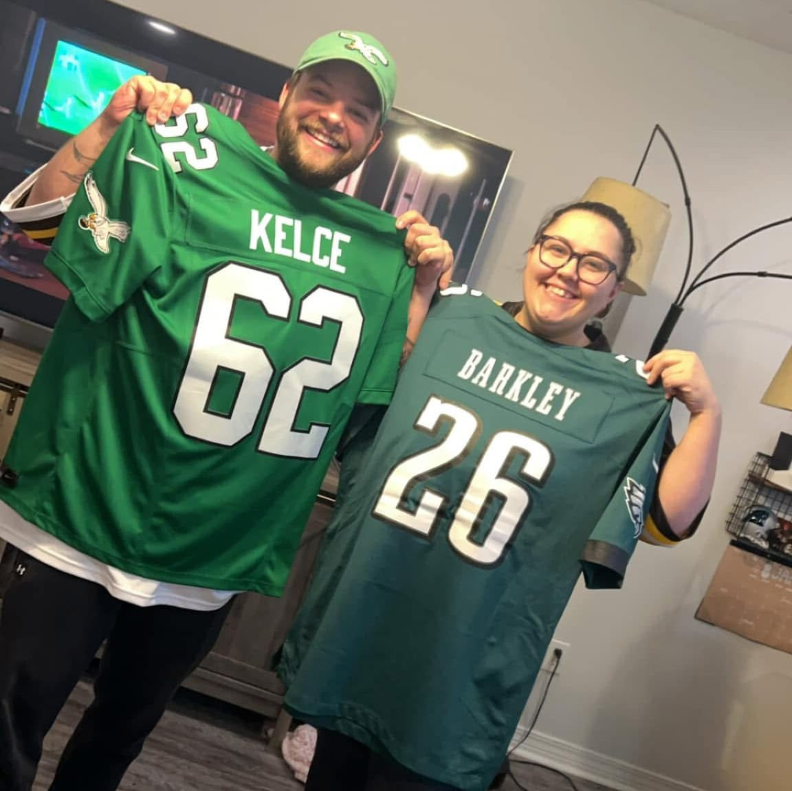 Of course Cadie became and Eagles fan because of Ian <3 #GOBIRDS
