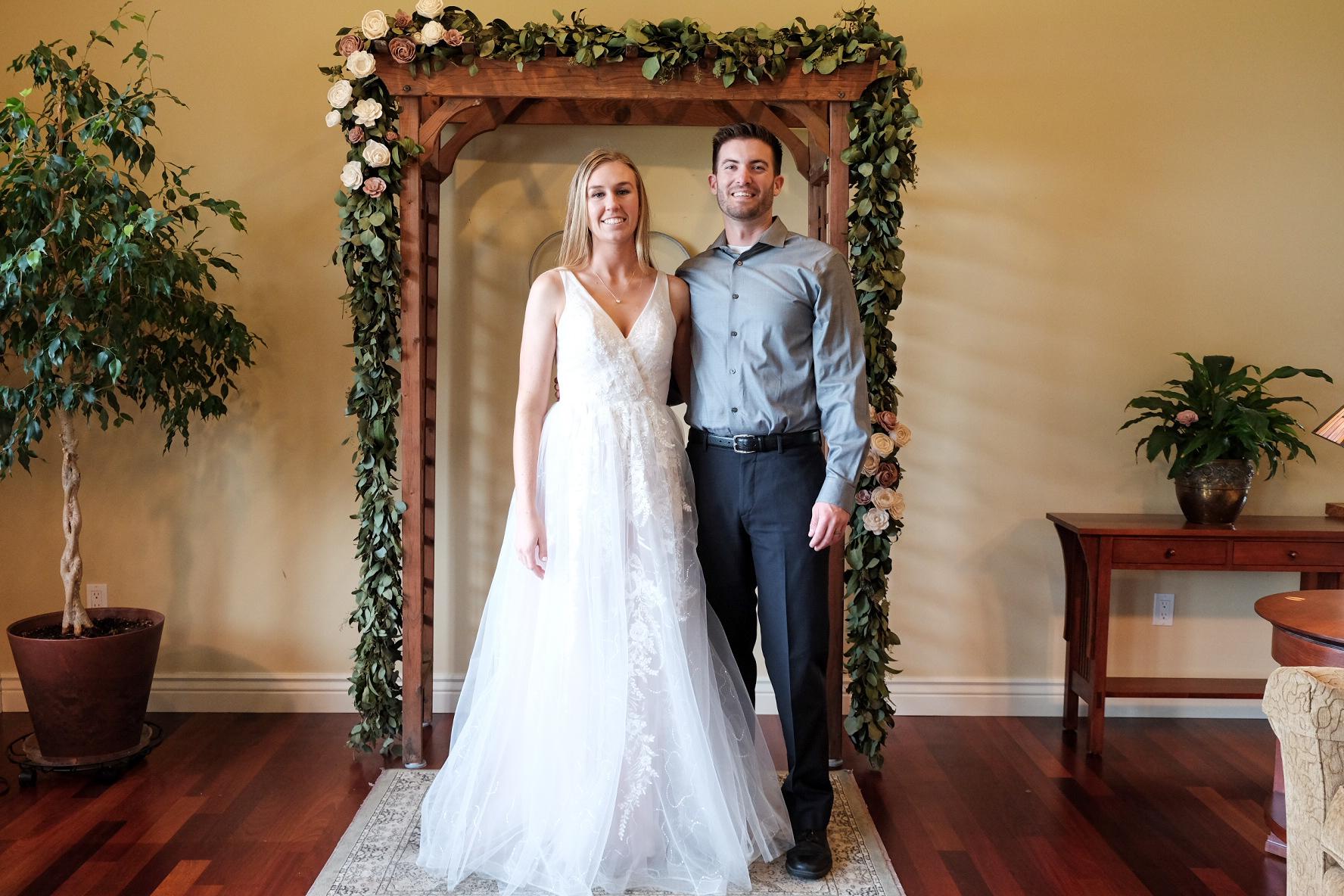 The Wedding Website of Lindsey Strain and Spencer Temple