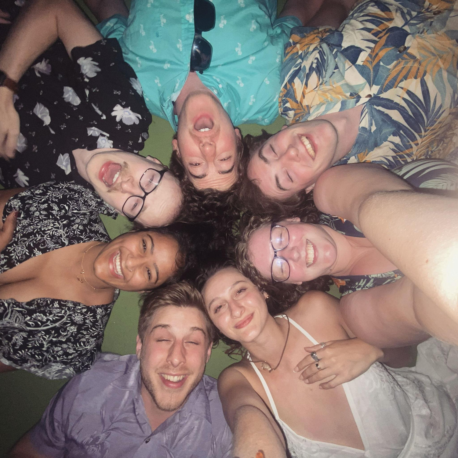 We thought this would be really cool photo because a bunch of teenagers were doing it too. We were right.