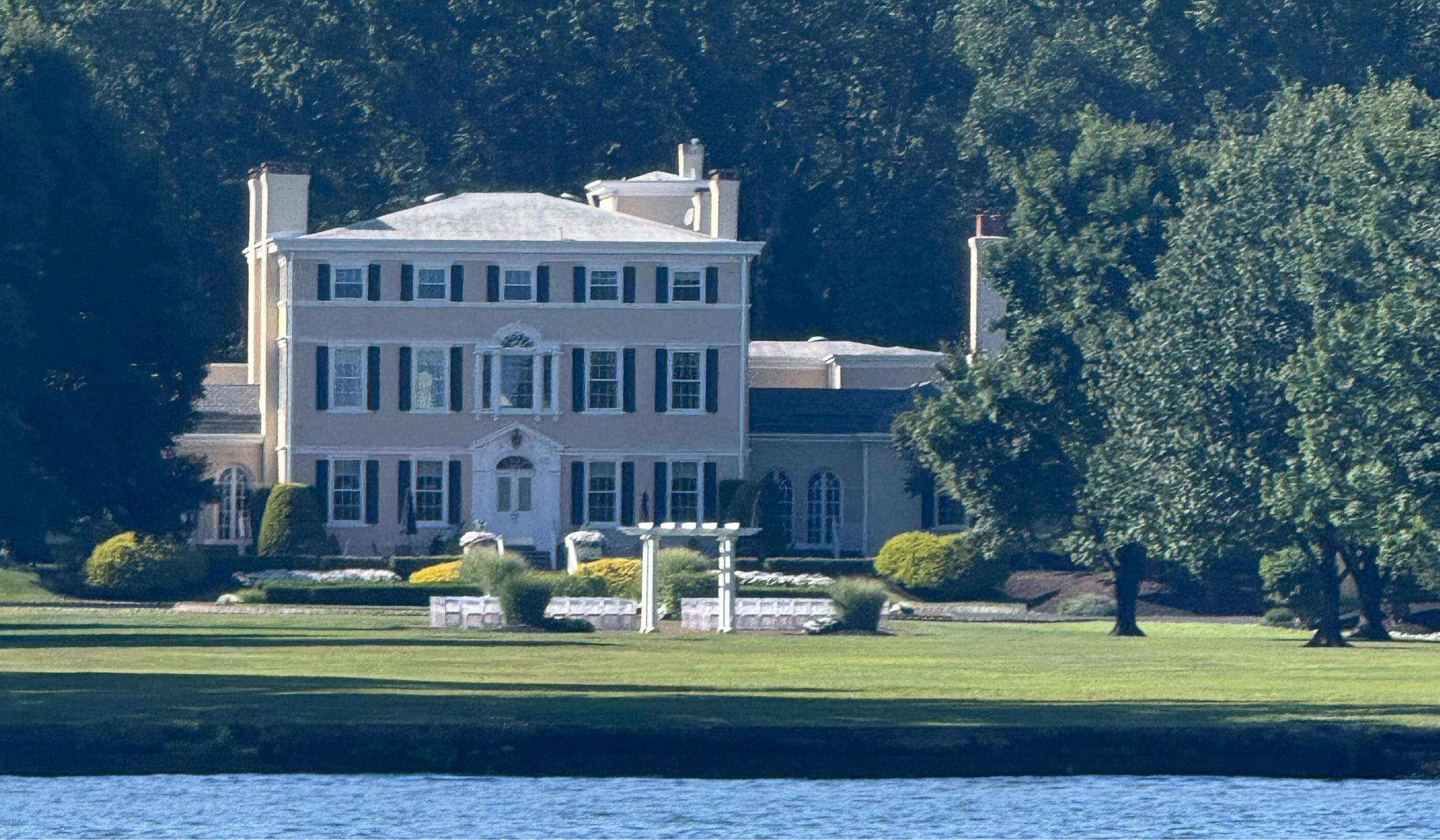 The Wedding Website of Marissa Wolf and David Connors