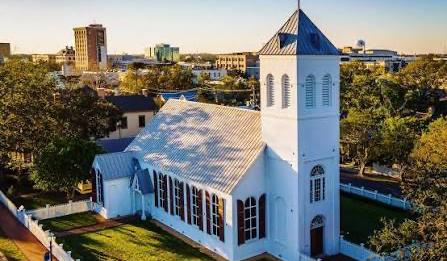 The Wedding Website of Loren Moorer and Joshua Johnson