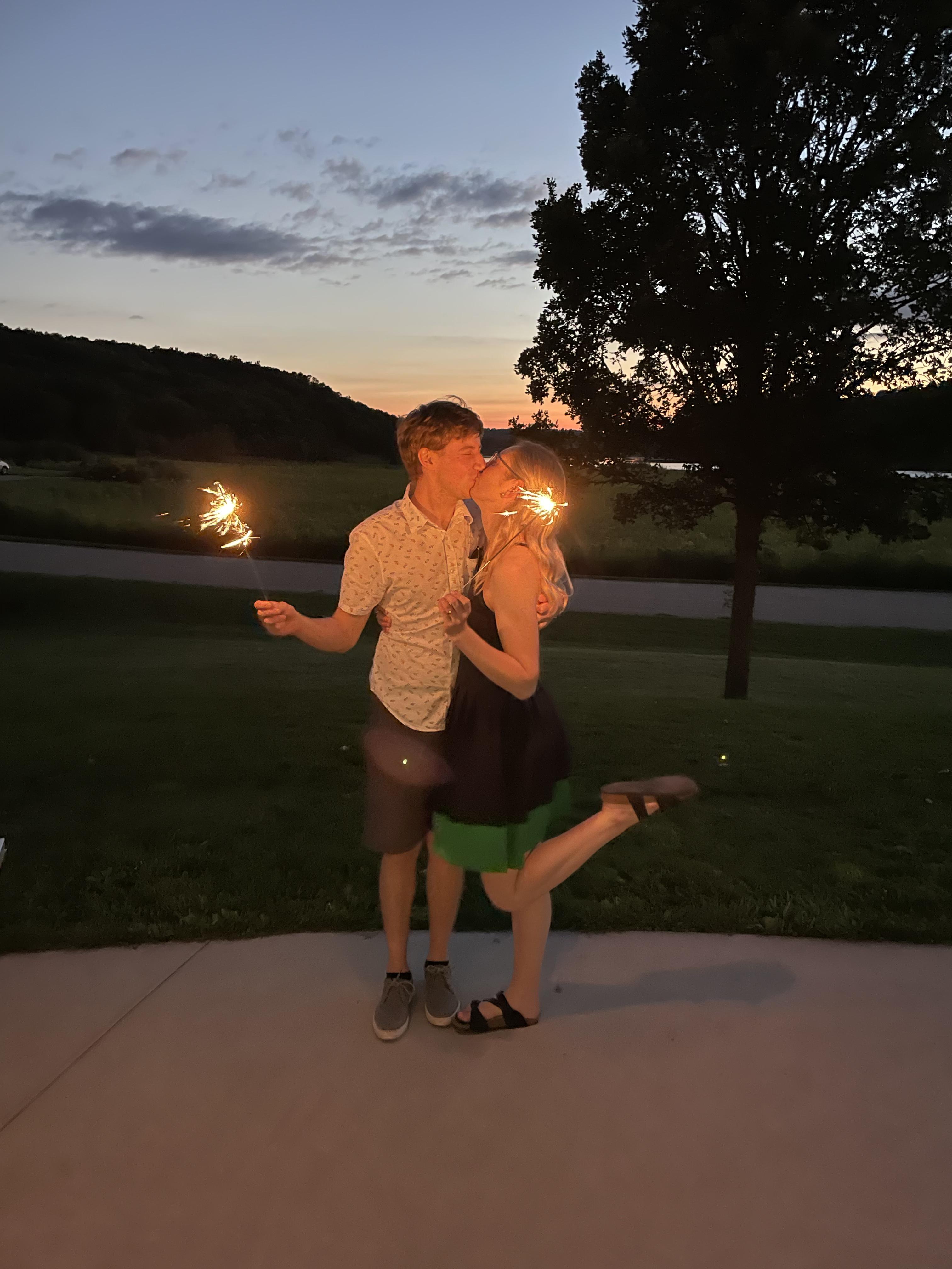 The Wedding Website of Mackenzie Sinnen and Collin Jensen