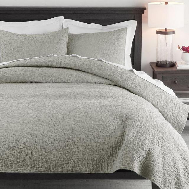 Eucalyptus Belgian Flax Linen Floral Stitch Quilt, Full/Queen