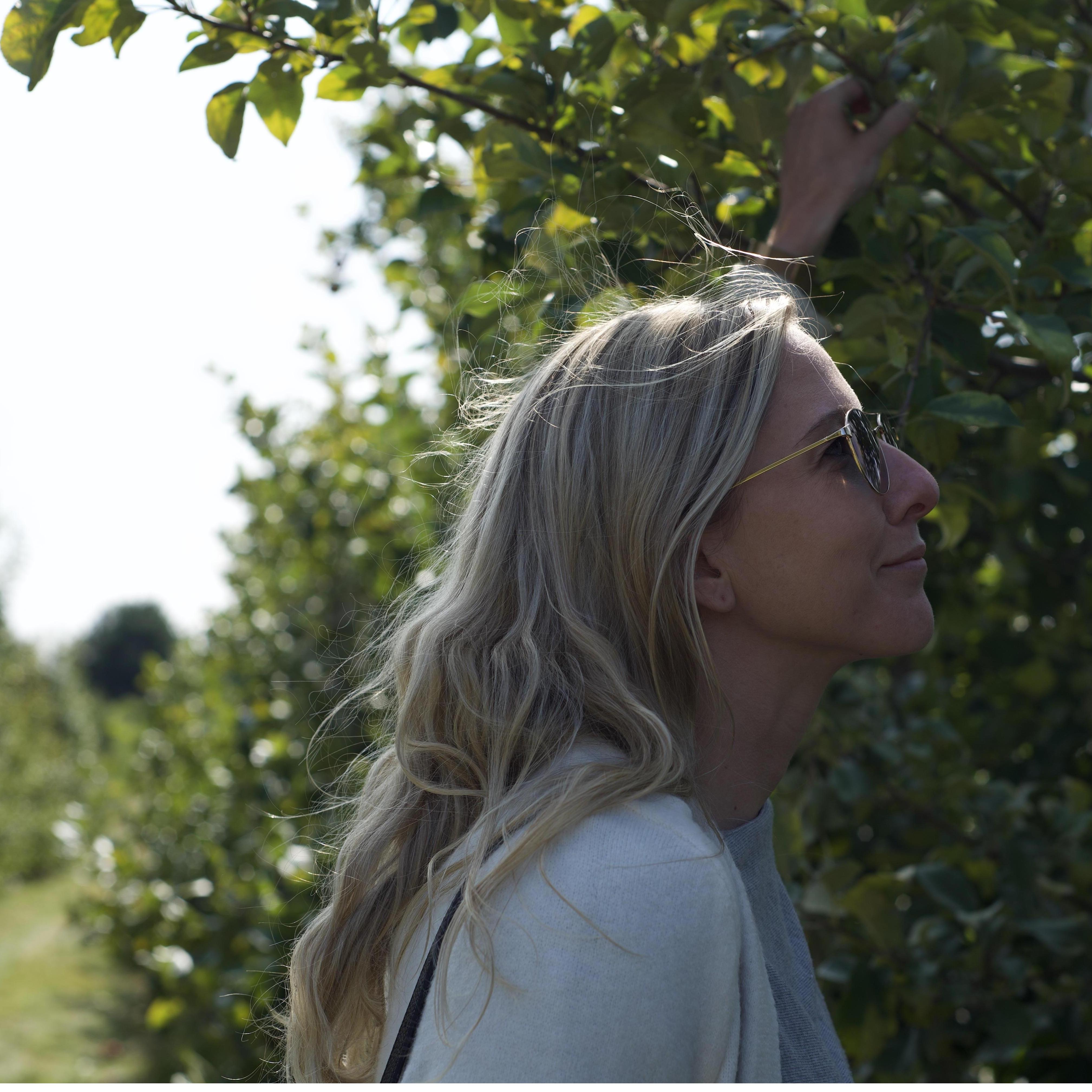Taylor apple picking in New York, fall of 2020
