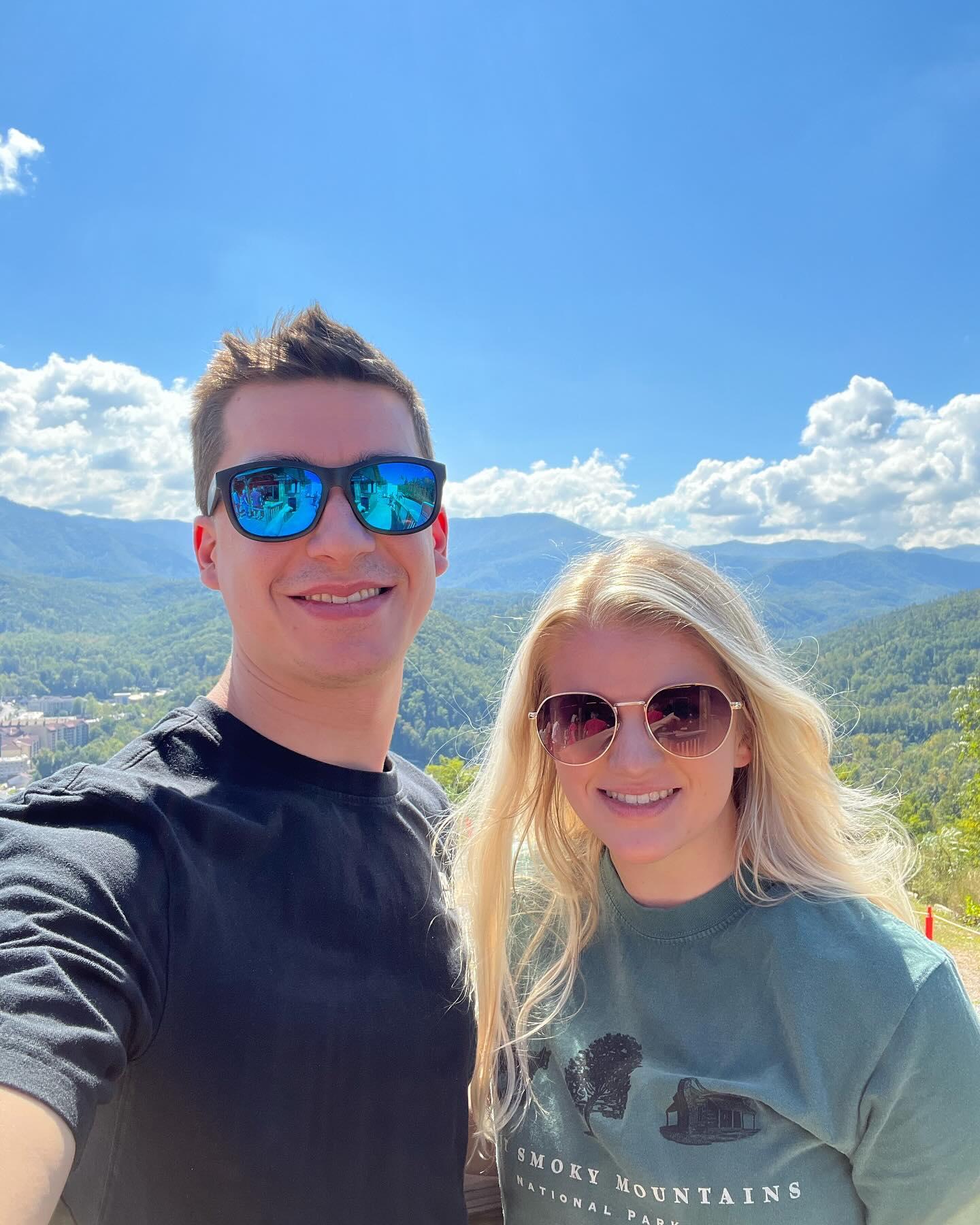 The Wedding Website of Macy McDaniel and Cameron Palmer