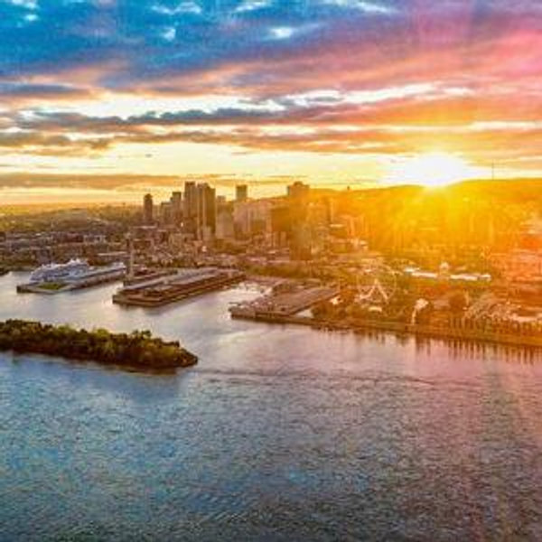 Honeymoon Sunset Cruise in Montreal