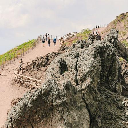 Day trip to Pompeii/Mt Vesuvius
