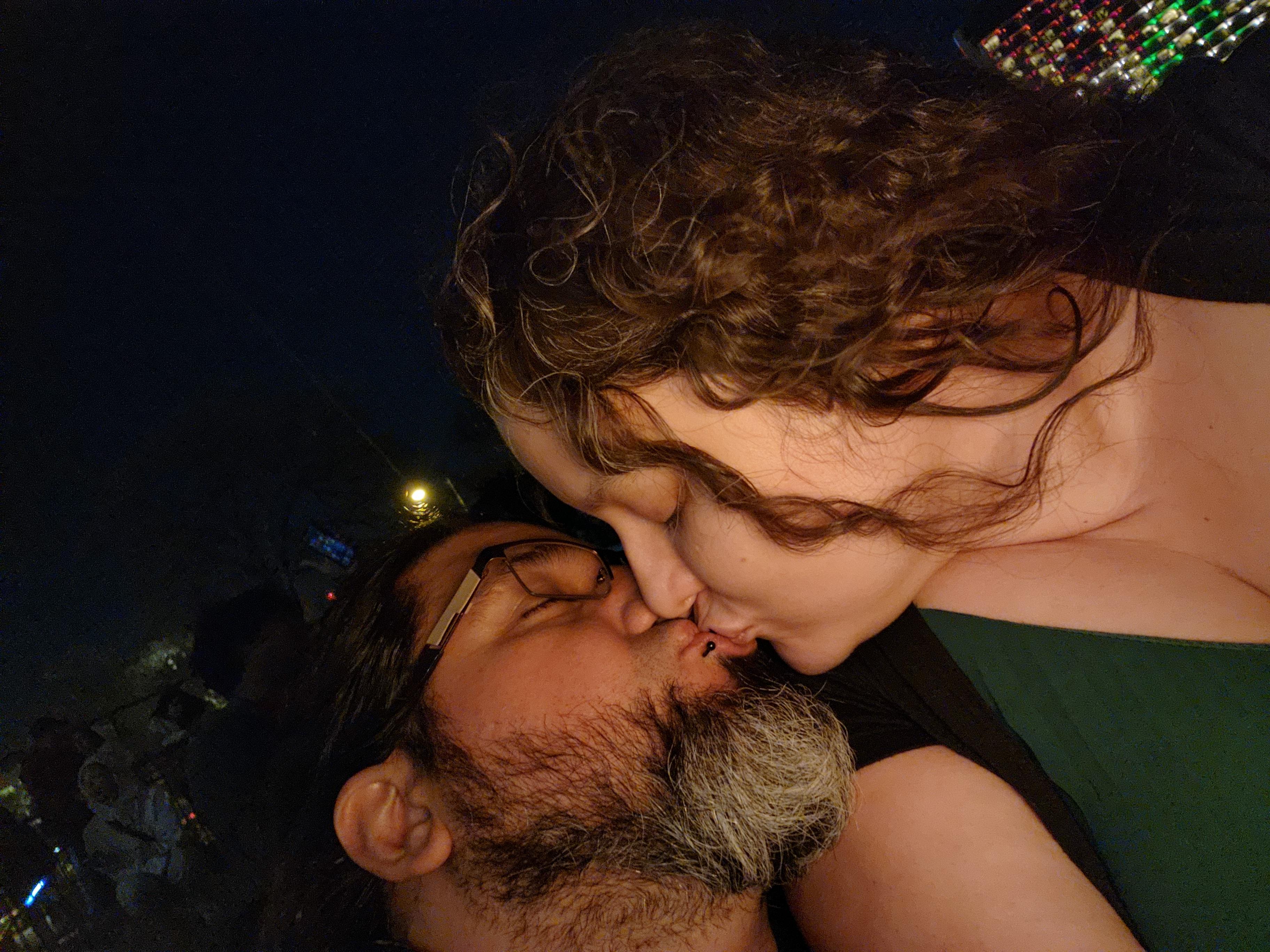 The Wedding Website of Burgundi Bernal and Jesse Villegas