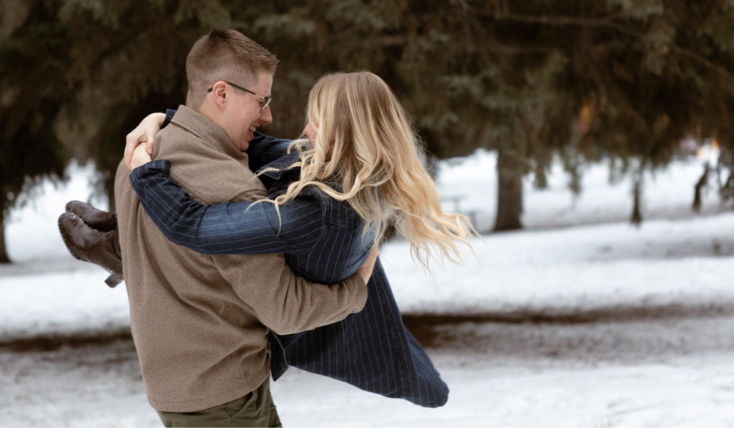 The Wedding Website of Muriel Veitch and Ethan Lacoursiere