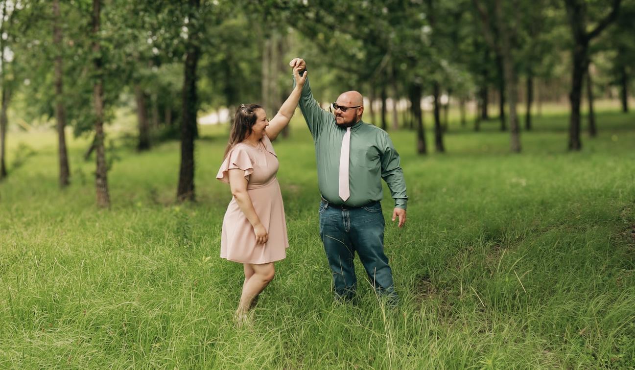 The Wedding Website of Arielle Jelinek and Trey Peterson