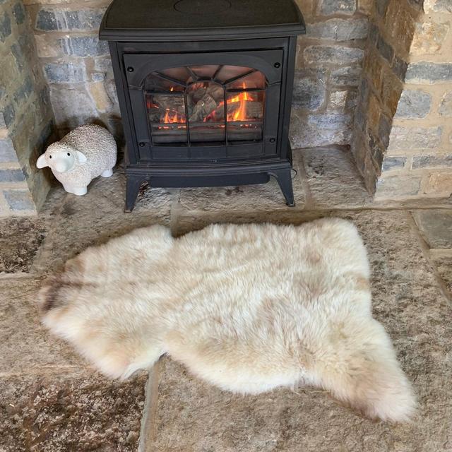 Etsy: Sheepskin Rug (L9)
