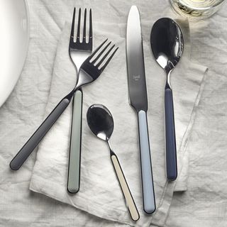 Fantasia 5-Piece Flatware Set, Service for 1