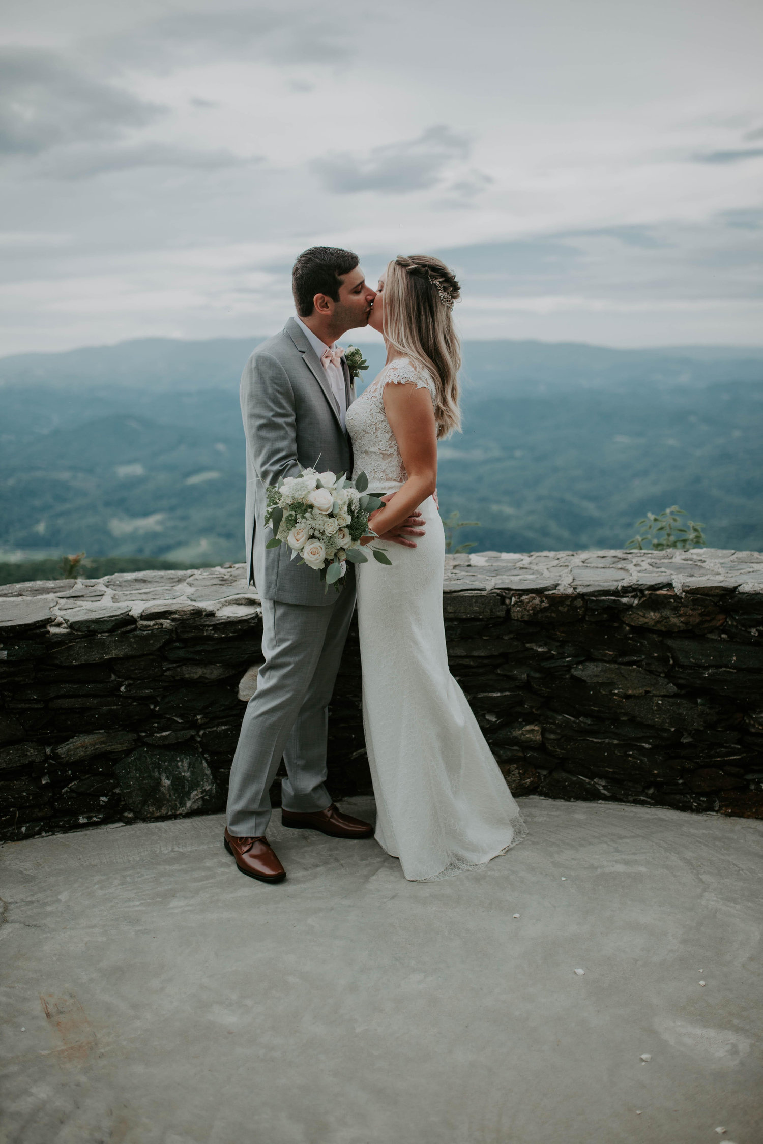 The Wedding Website of Amanda Lally and Chad Craig
