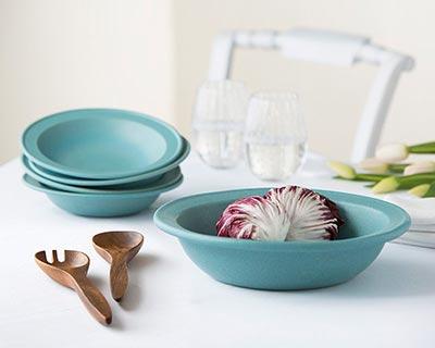 Bennington Pottery - 5-Piece Rimmed Serving Bowl Set in Black on Slate