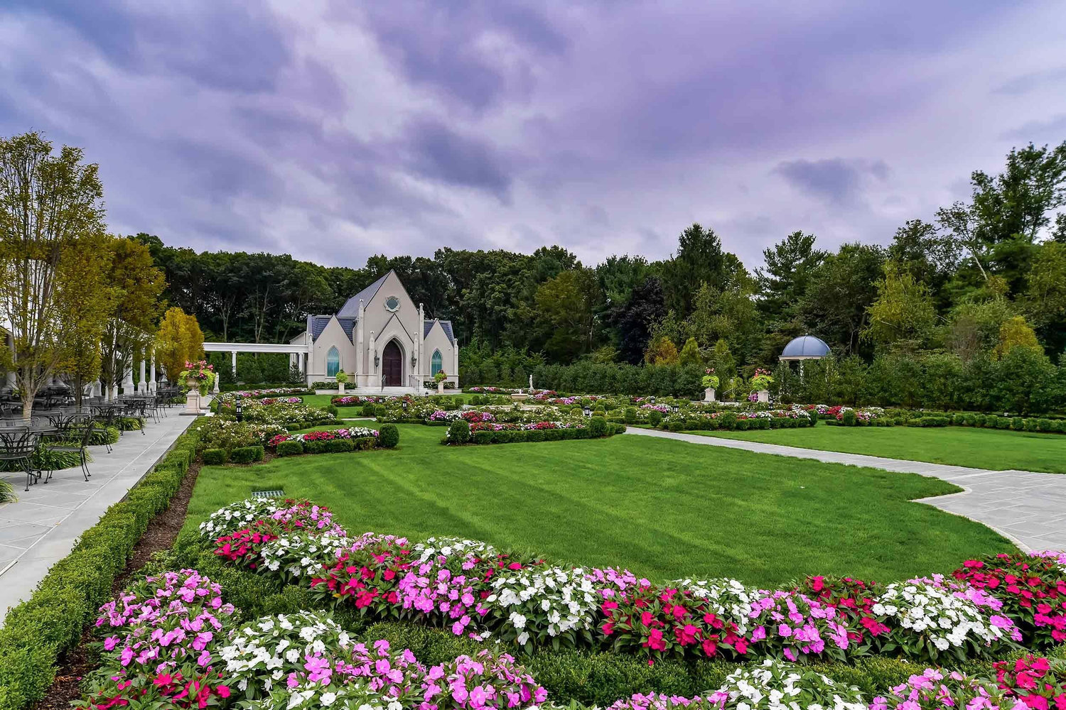 The Wedding Website of Mya Rothwell and Gregory Gilford