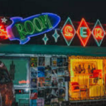 Vintage Shopping and Drinks on North Loop